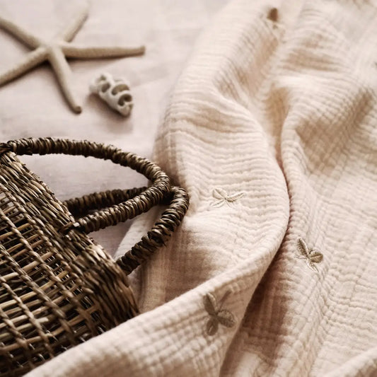 Couverture brodée Trèfles 65 x 90