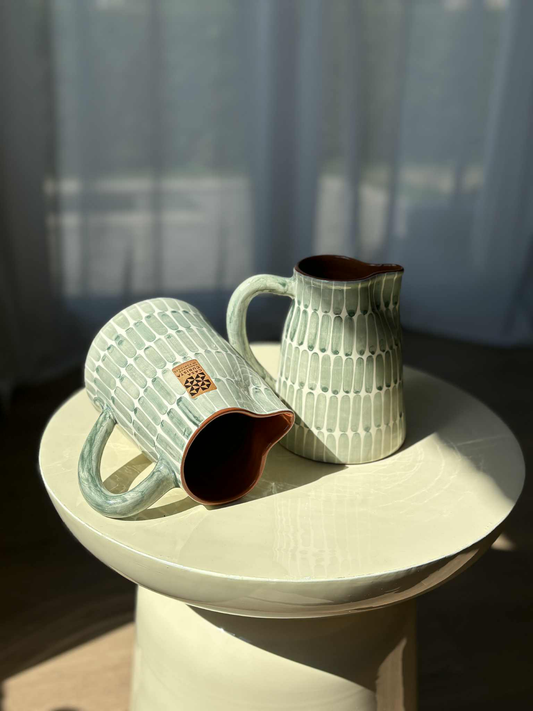 Cruche en céramique artisanale Vert sauge