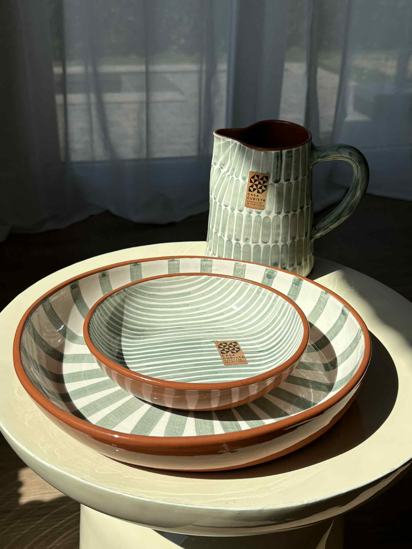Plat en céramique artisanale Vert sauge