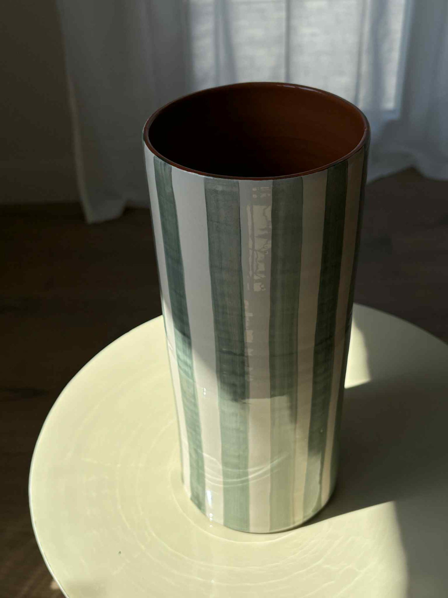 Vase en céramique artisanale Vert sauge