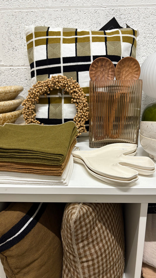 Grande couronne de perles en bois