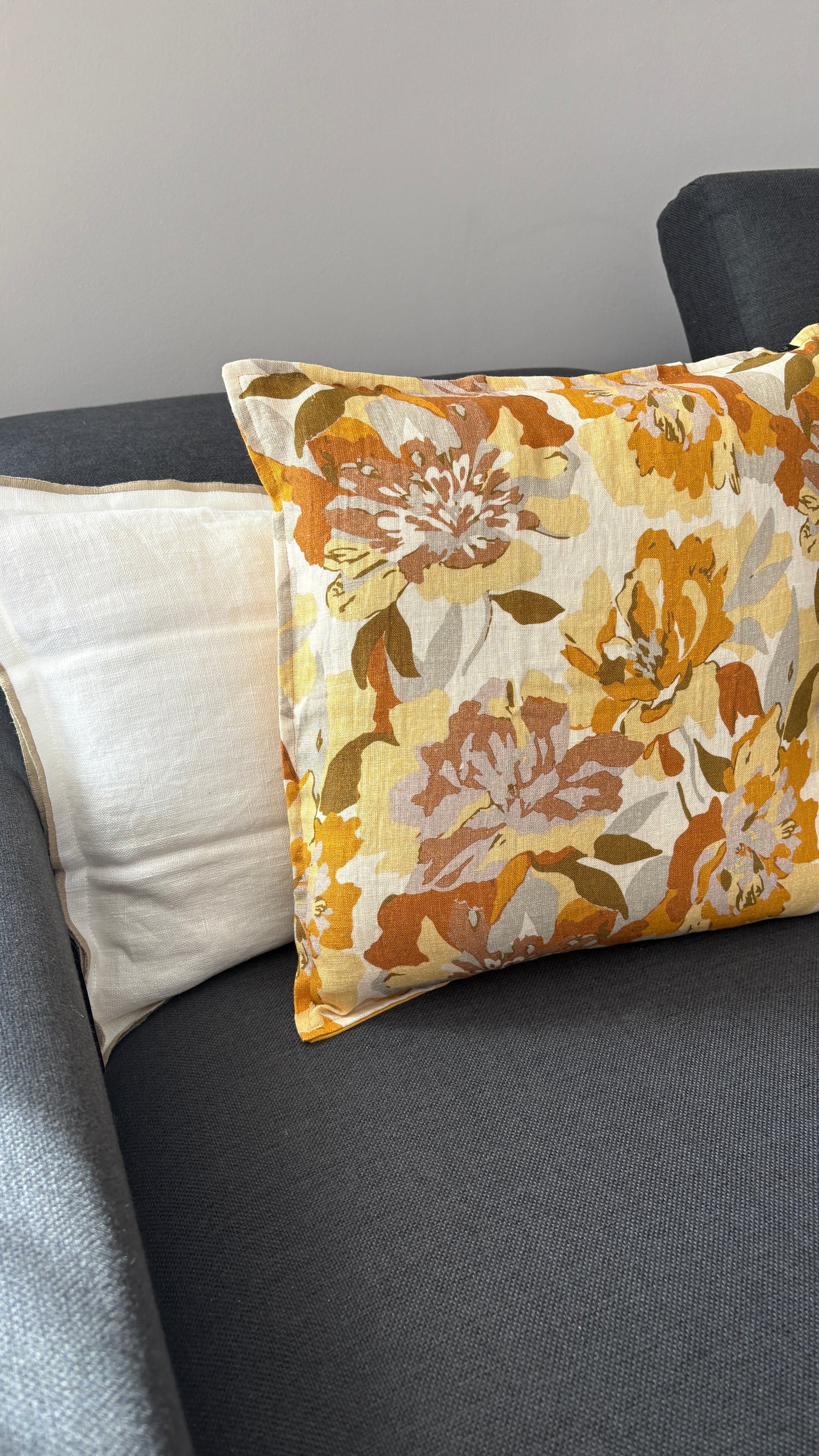 Coussin TRIESTE Ocre 45 x 45